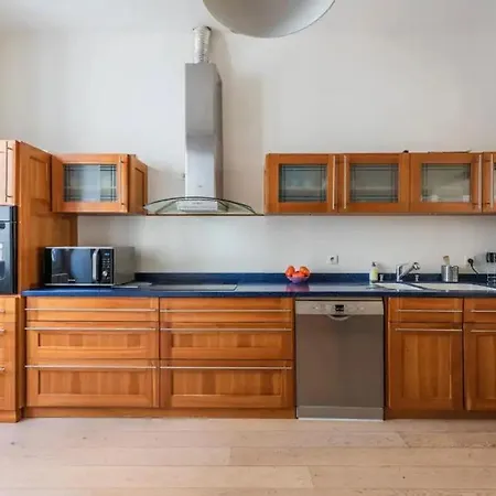 Family House Гостевой дом *