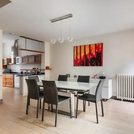 Гостевой дом Family House Бордо